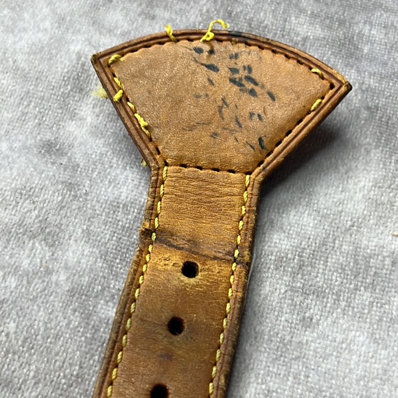 Louis Vuitton Montsouris Leather Vanchetta Buckle Piece n41 - Picture 2 of 7